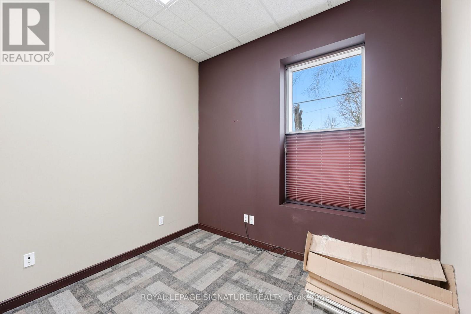 158 Guelph Street, Halton Hills, Ontario  L7G 4A6 - Photo 14 - W13003388