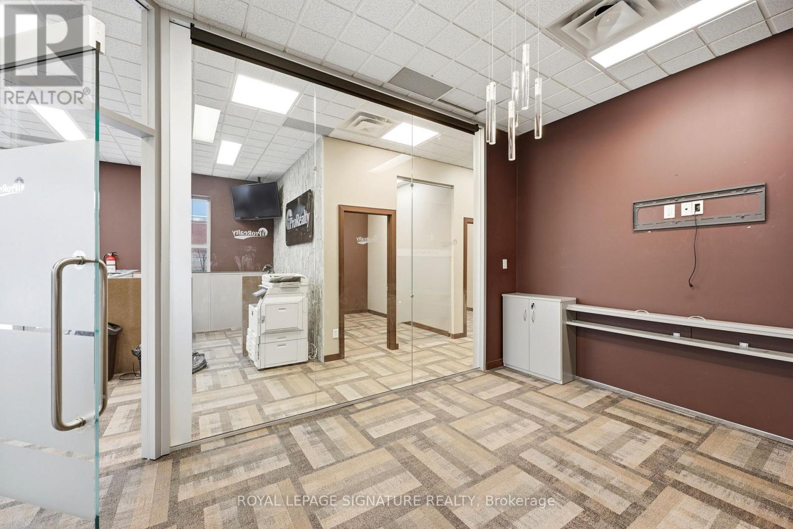 158 Guelph Street, Halton Hills, Ontario  L7G 4A6 - Photo 18 - W13003388