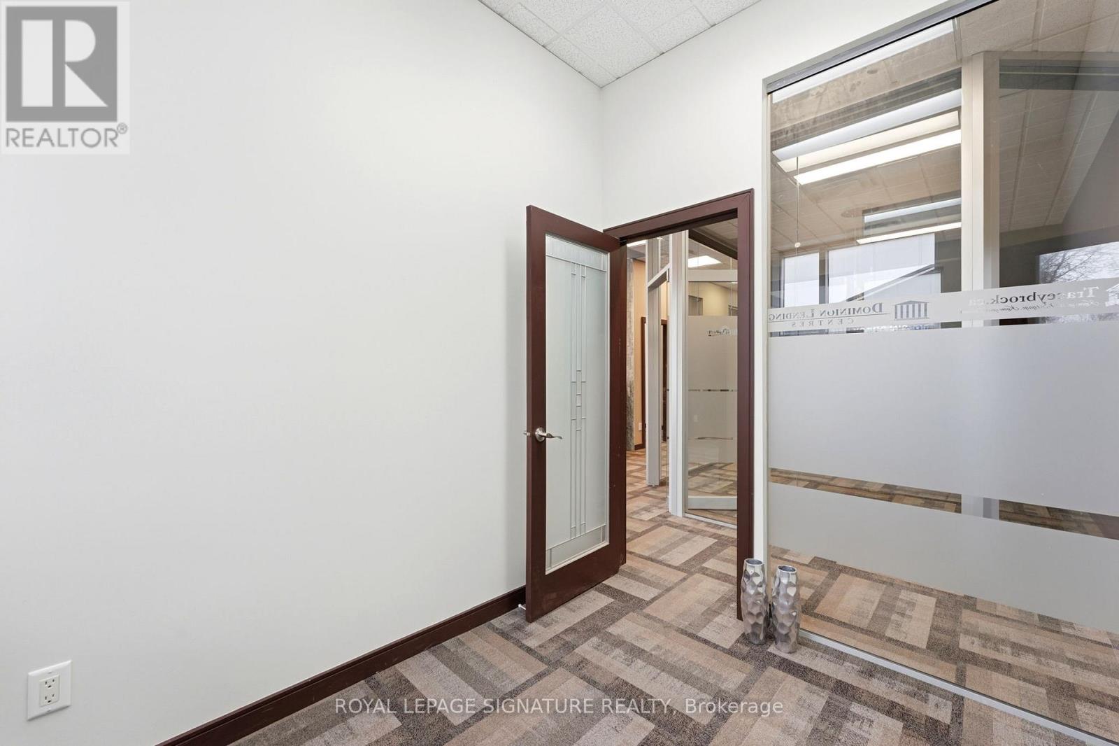 158 Guelph Street, Halton Hills, Ontario  L7G 4A6 - Photo 13 - W13003396