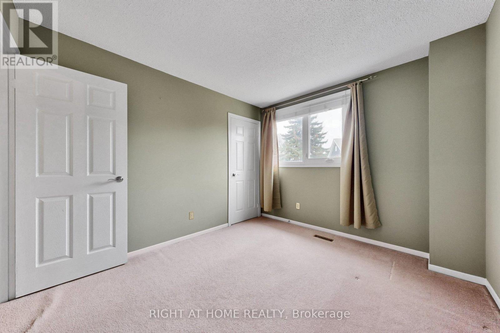 22 Blueridge Square, Brampton, Ontario  L6Z 1A1 - Photo 29 - W13003422