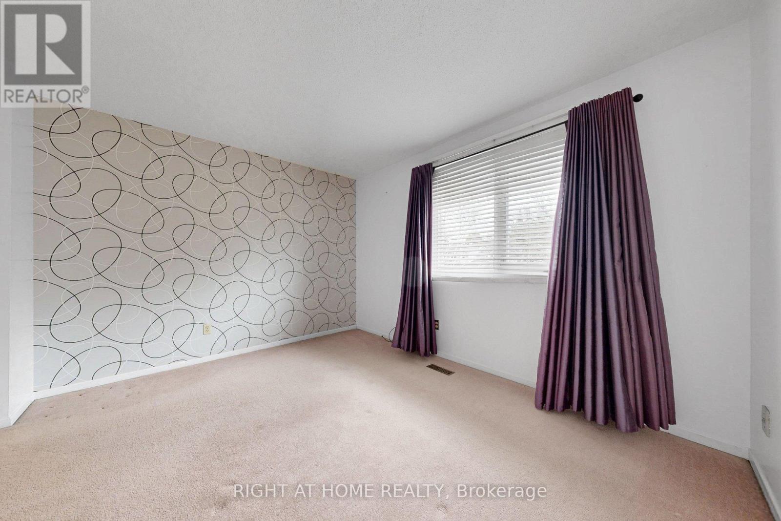 22 Blueridge Square, Brampton, Ontario  L6Z 1A1 - Photo 32 - W13003422