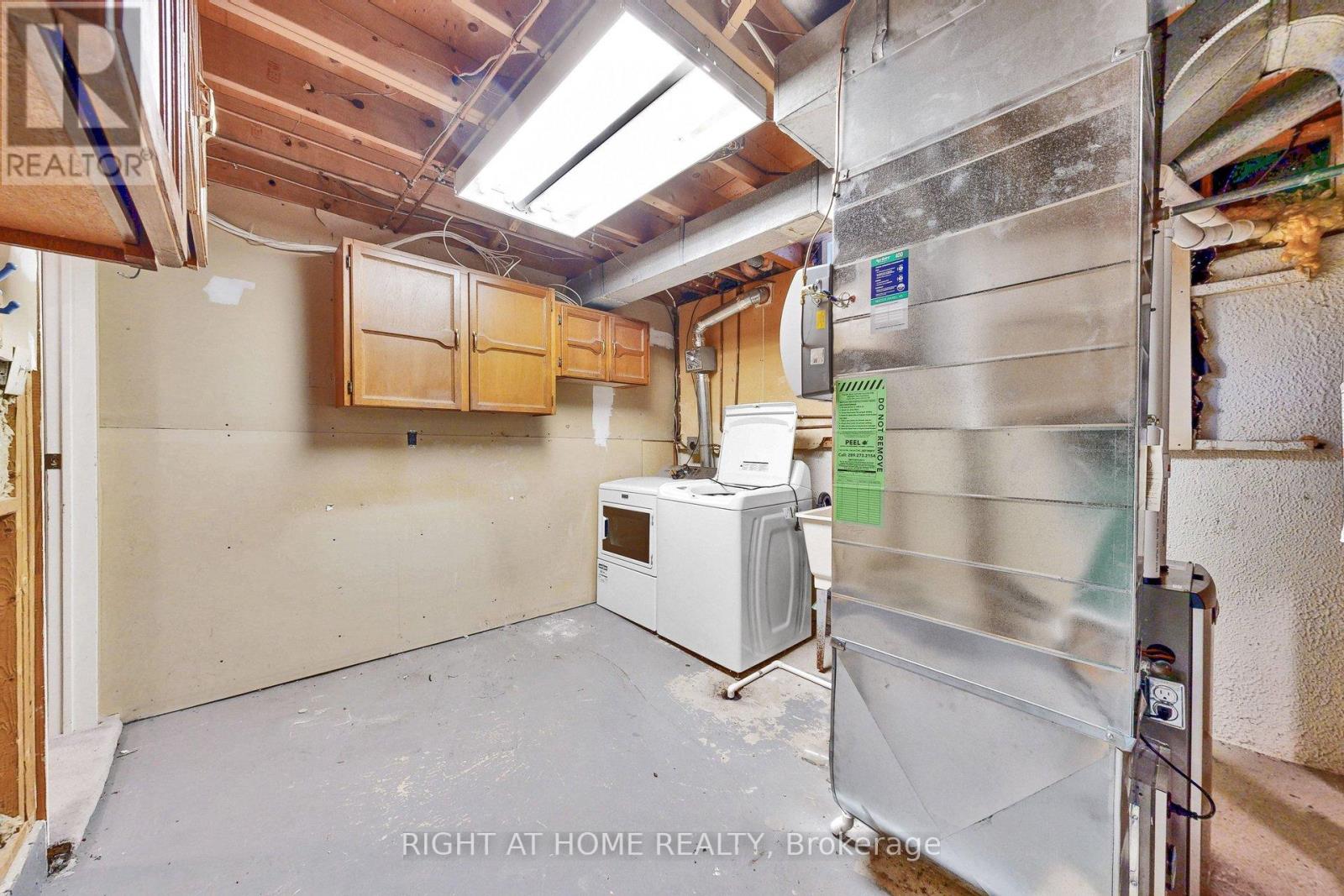 22 Blueridge Square, Brampton, Ontario  L6Z 1A1 - Photo 40 - W13003422