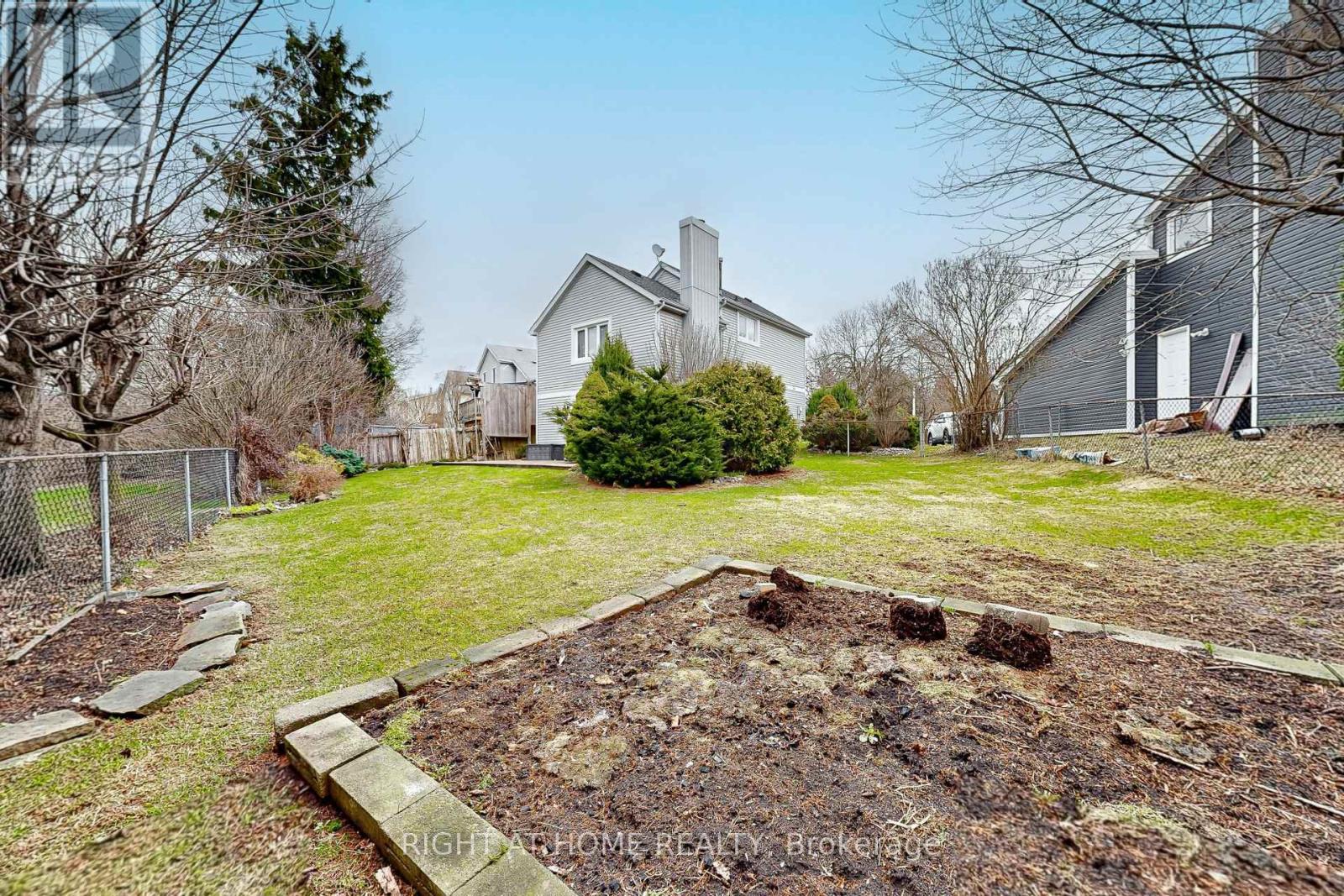 22 Blueridge Square, Brampton, Ontario  L6Z 1A1 - Photo 48 - W13003422