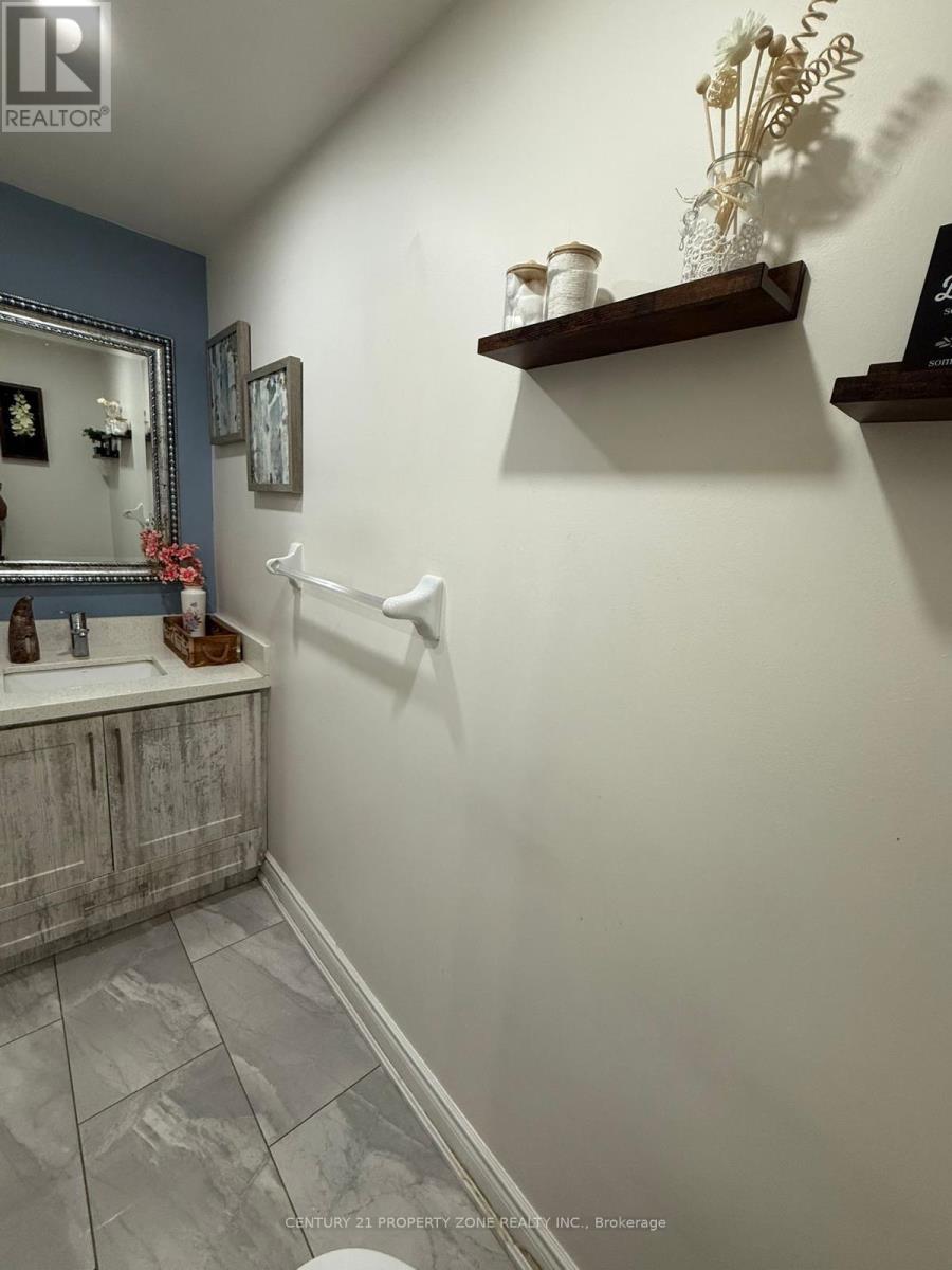 321 Aspendale Crescent, Mississauga, Ontario  L5W 0E7 - Photo 13 - W13003454