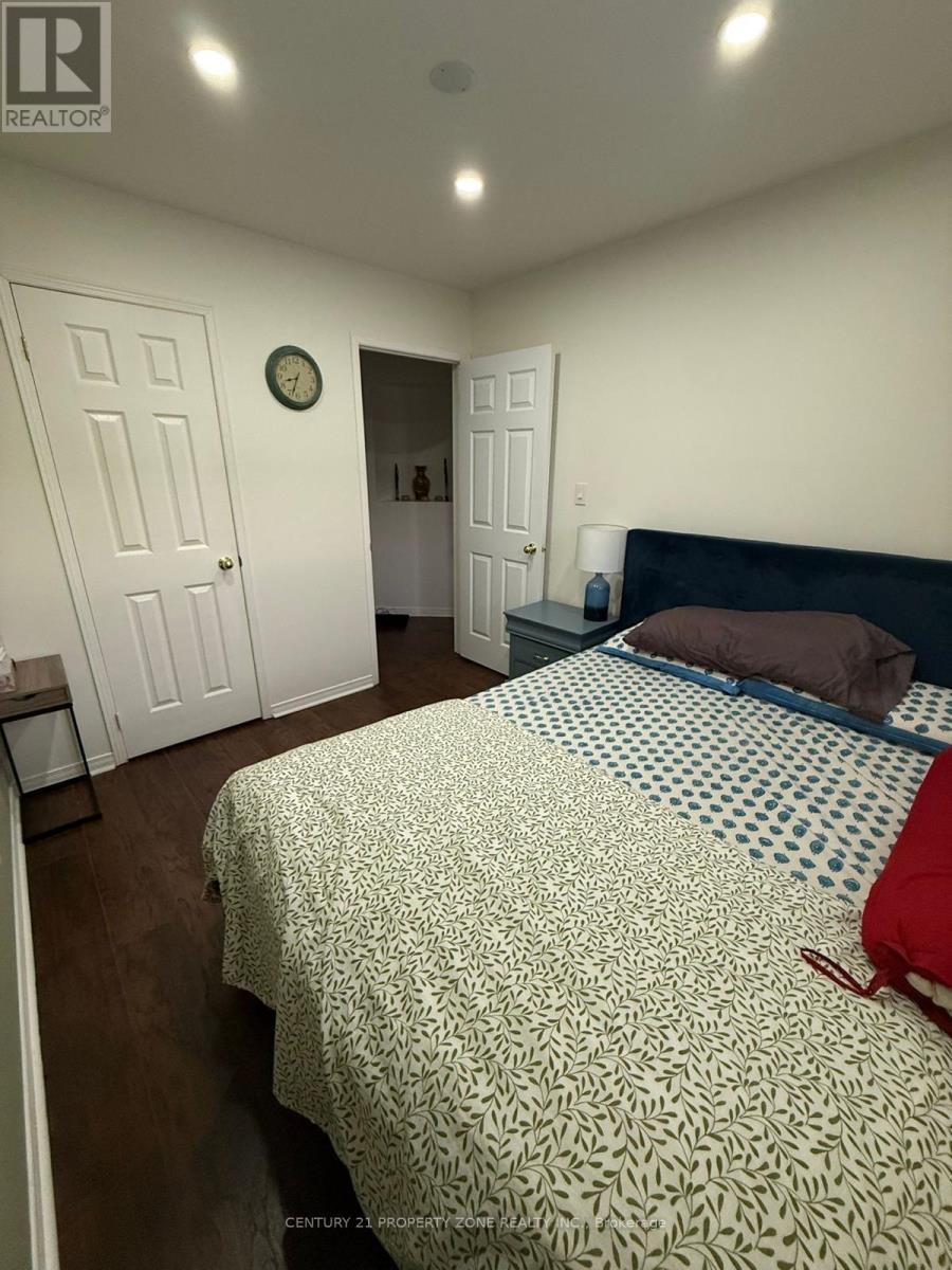 321 Aspendale Crescent, Mississauga, Ontario  L5W 0E7 - Photo 14 - W13003454