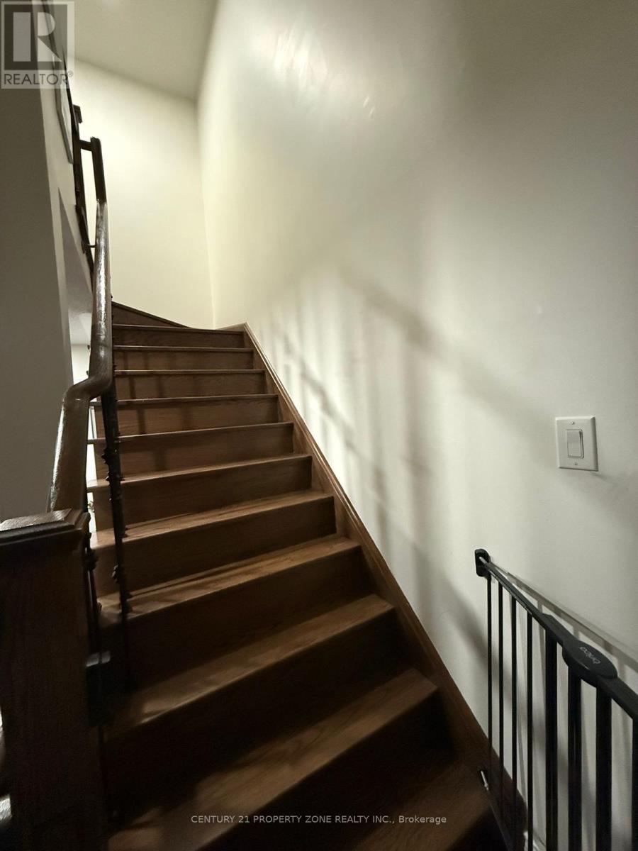 321 Aspendale Crescent, Mississauga, Ontario  L5W 0E7 - Photo 28 - W13003454