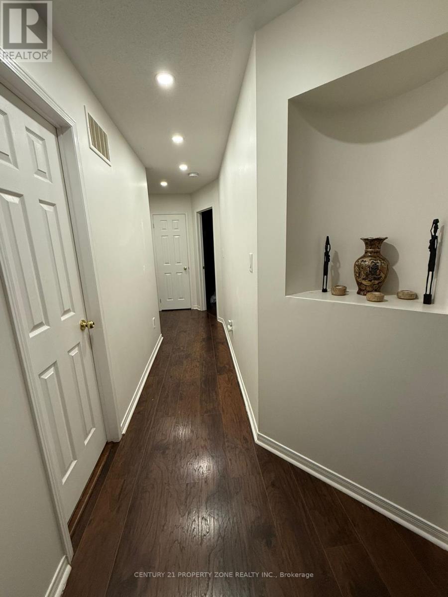 321 Aspendale Crescent, Mississauga, Ontario  L5W 0E7 - Photo 29 - W13003454