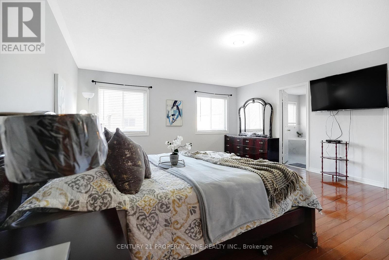 43 Alice Springs Crescent, Brampton, Ontario  L6X 0R7 - Photo 17 - W13003462