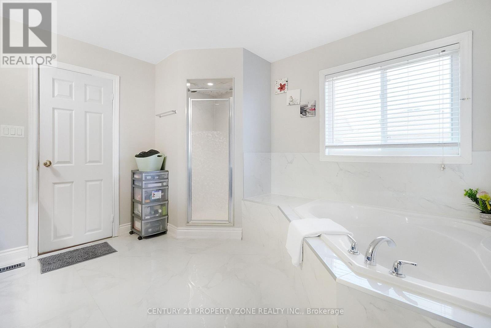 43 Alice Springs Crescent, Brampton, Ontario  L6X 0R7 - Photo 20 - W13003462