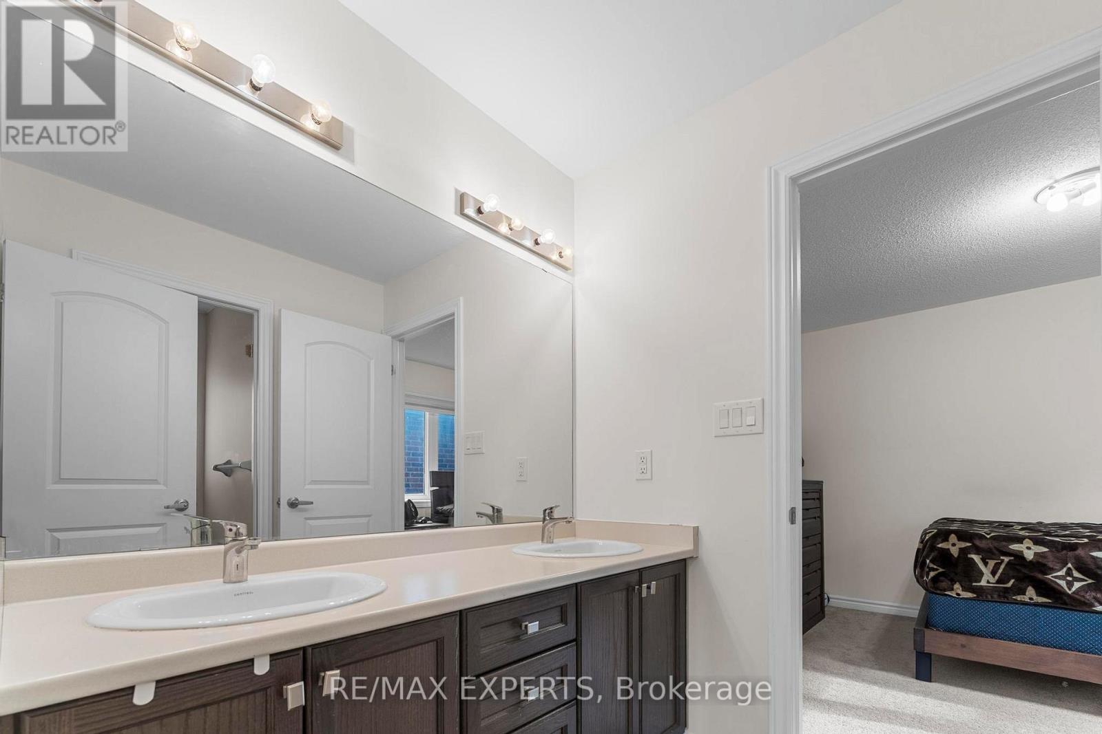 572 Queen Mary Drive, Brampton, Ontario  L7A 4Y6 - Photo 32 - W13003486