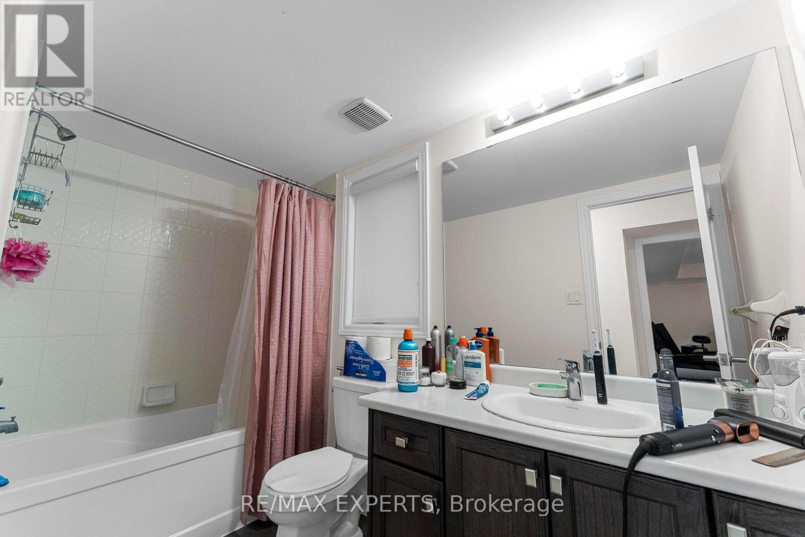 572 Queen Mary Drive, Brampton, Ontario  L7A 4Y6 - Photo 35 - W13003486