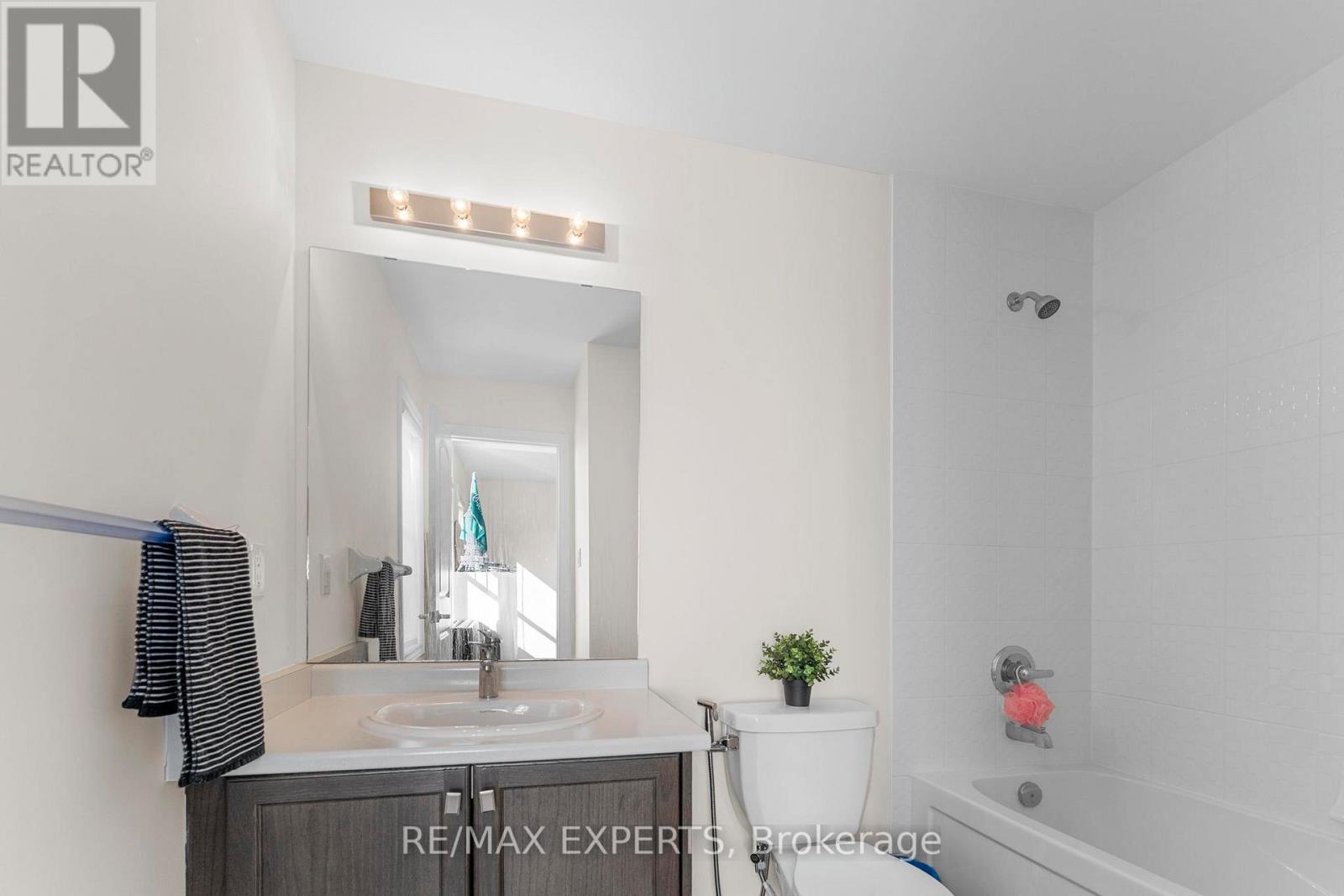 572 Queen Mary Drive, Brampton, Ontario  L7A 4Y6 - Photo 39 - W13003486