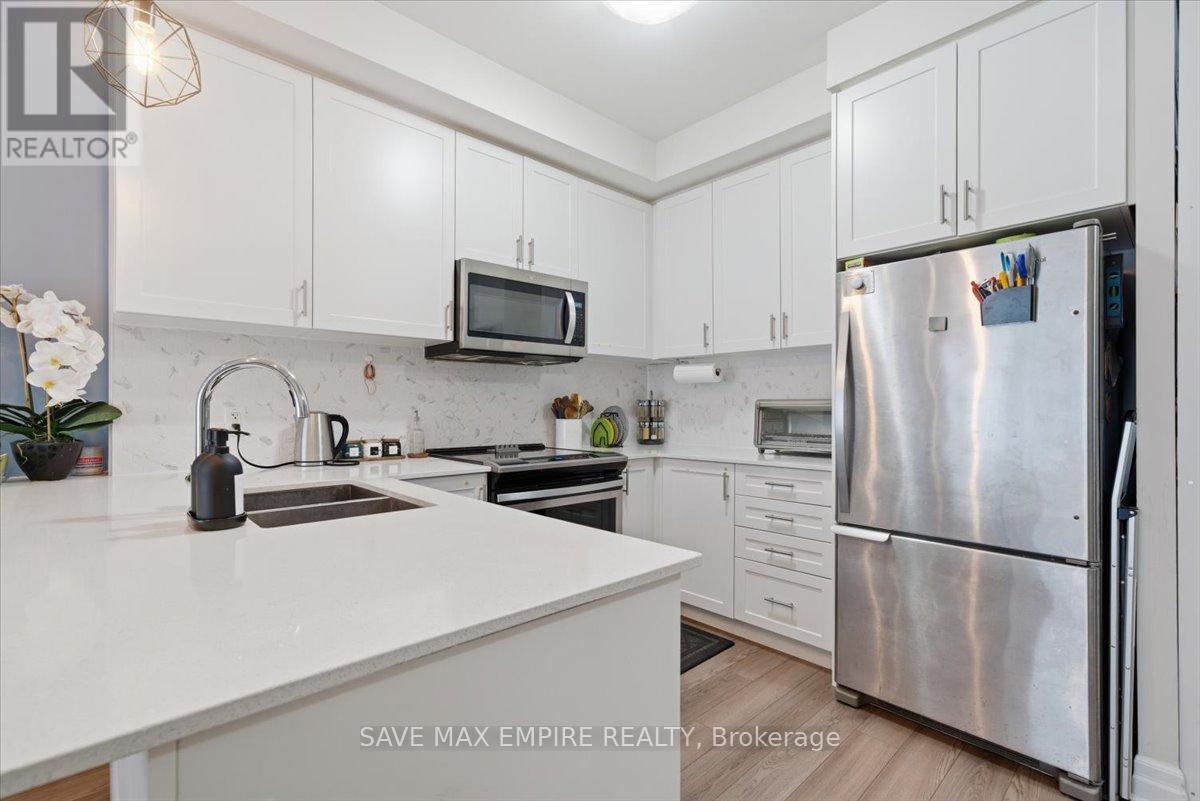 227 - 652 Cricklewood Drive, Mississauga, Ontario  L5G 0B7 - Photo 8 - W13003498