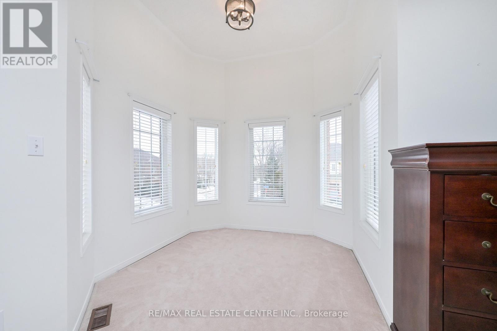 5554 Linwell Place, Mississauga, Ontario  L5M 6L7 - Photo 18 - W13003534