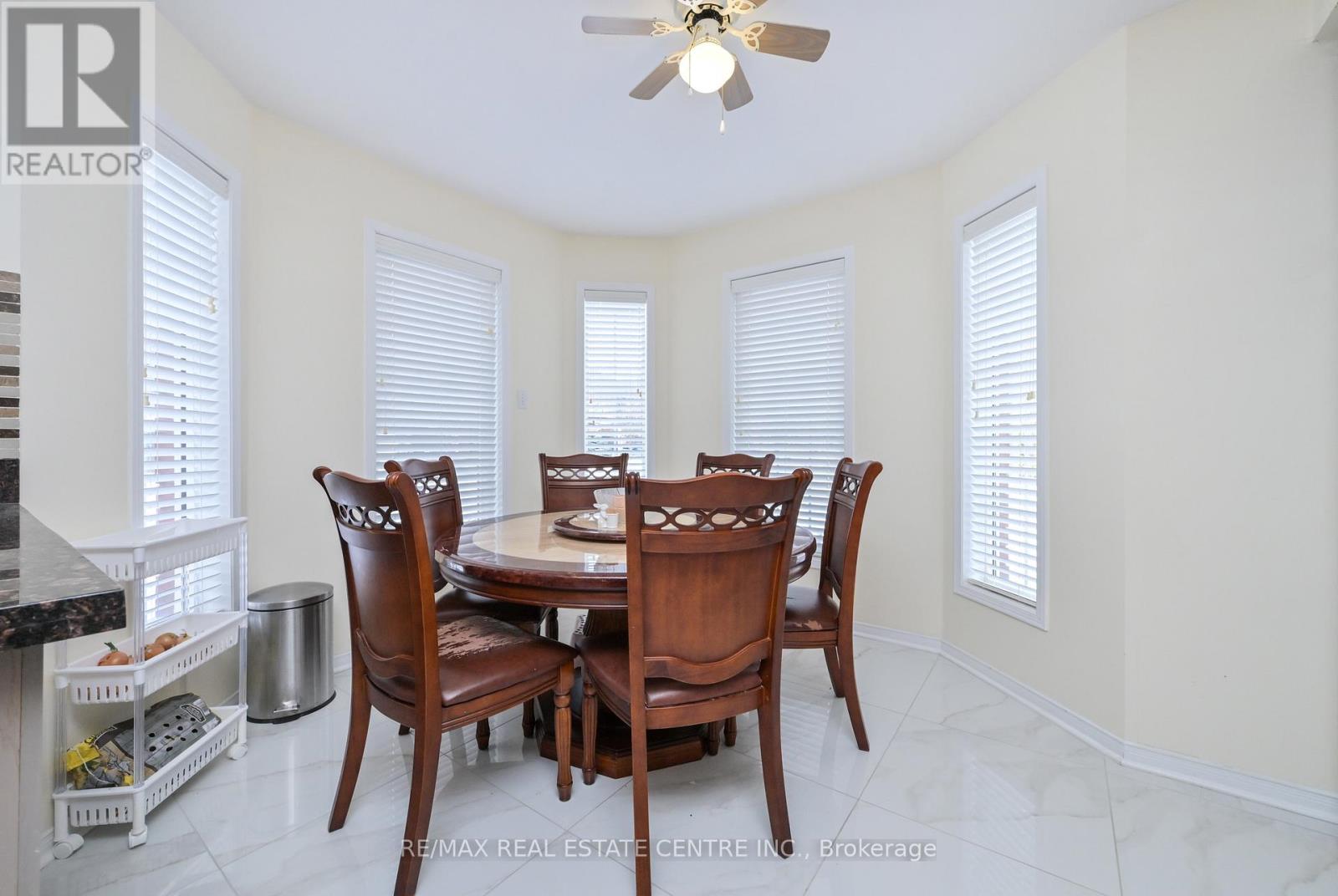 5554 Linwell Place, Mississauga, Ontario  L5M 6L7 - Photo 7 - W13003534