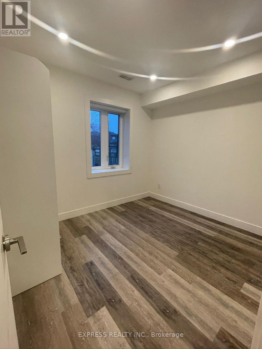 Main - 71 Chamberlain Avenue, Toronto, Ontario  M6E 4J9 - Photo 8 - W13003566