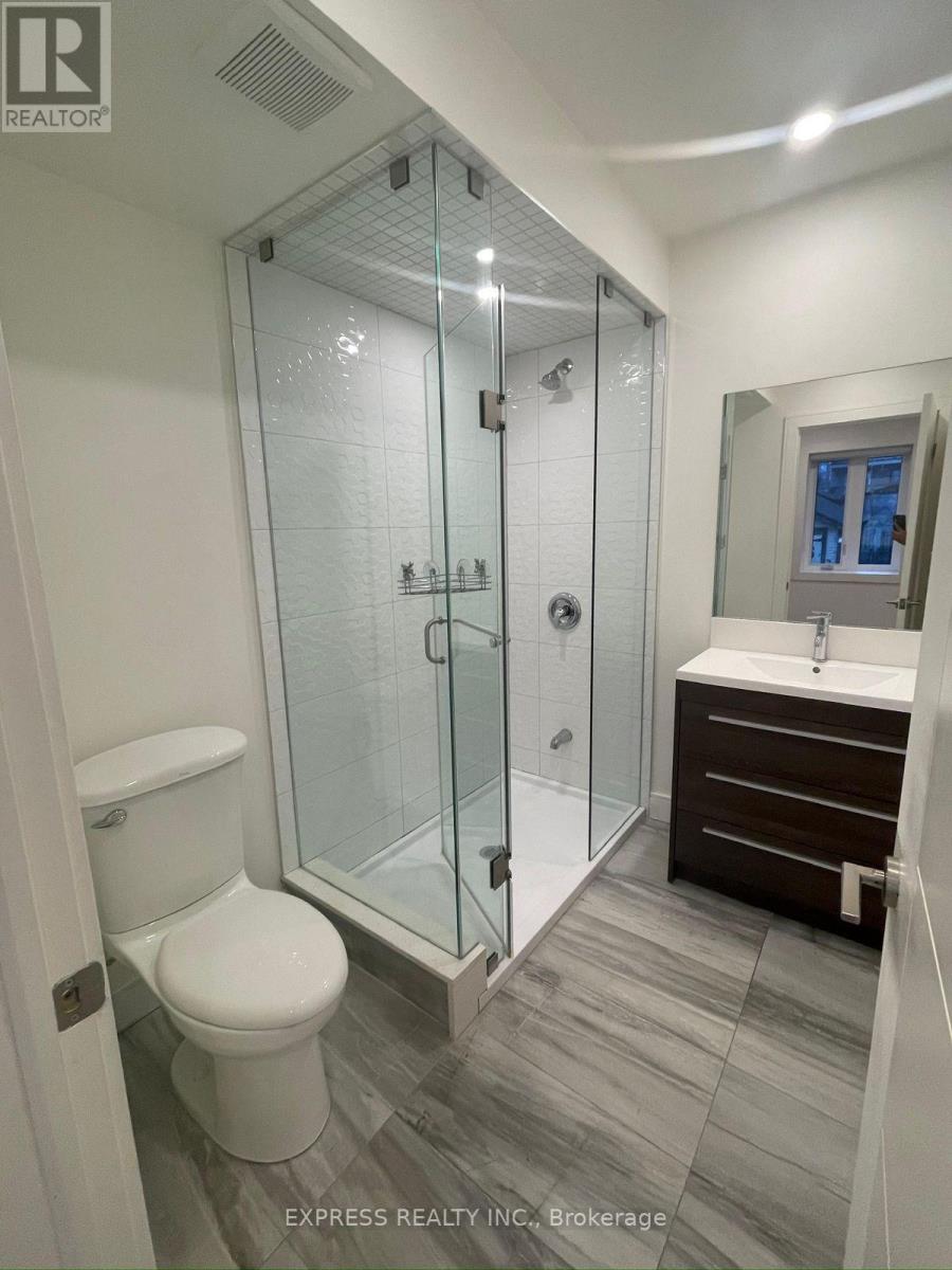 Main - 71 Chamberlain Avenue, Toronto, Ontario  M6E 4J9 - Photo 9 - W13003566