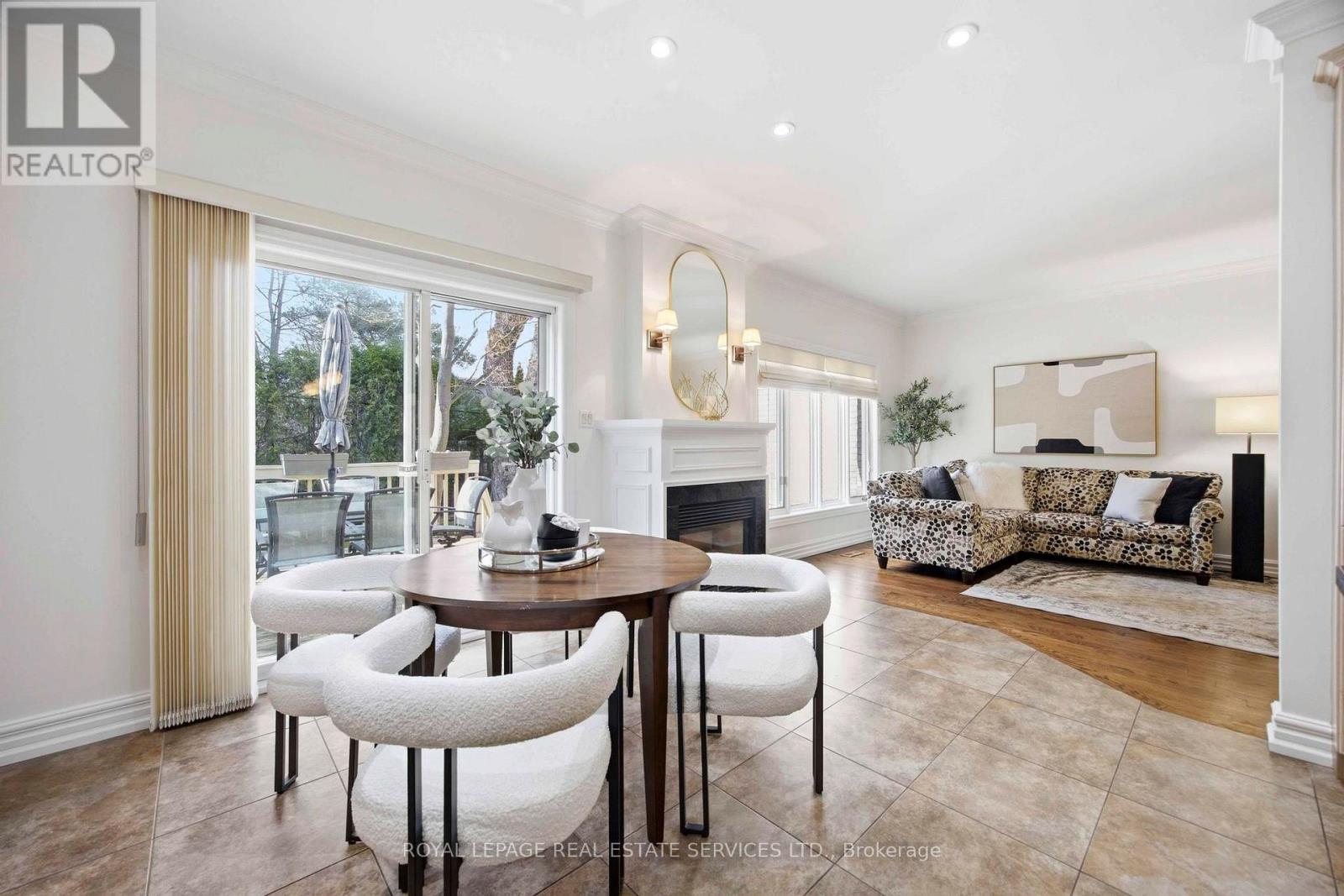 100 Rathburn Road, Toronto, Ontario  M9A 1R7 - Photo 11 - W13003574