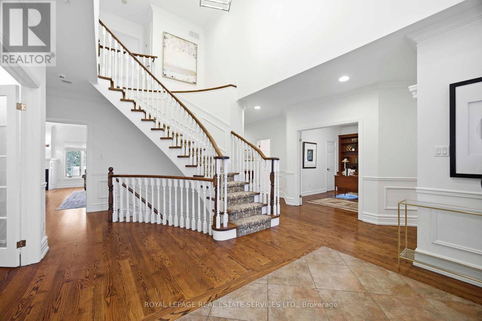 100 Rathburn Road, Toronto, Ontario  M9A 1R7 - Photo 5 - W13003574