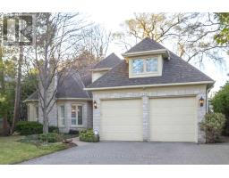 100 RATHBURN ROAD, Toronto, Ontario