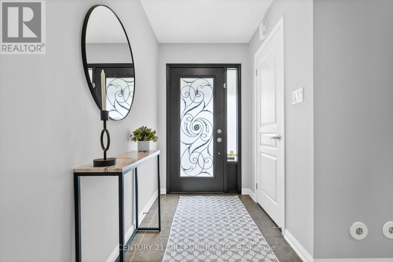 655 Cargill Path, Milton, Ontario  L9T 0G3 - Photo 3 - W13003582