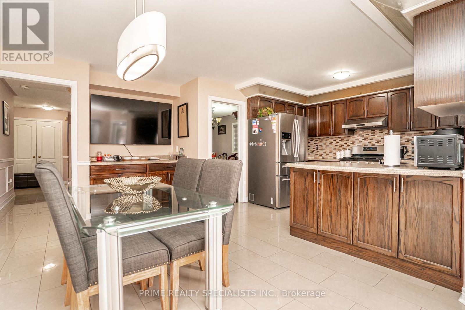 52 Deerglen Drive, Brampton, Ontario  L6R 1M3 - Photo 12 - W13003594