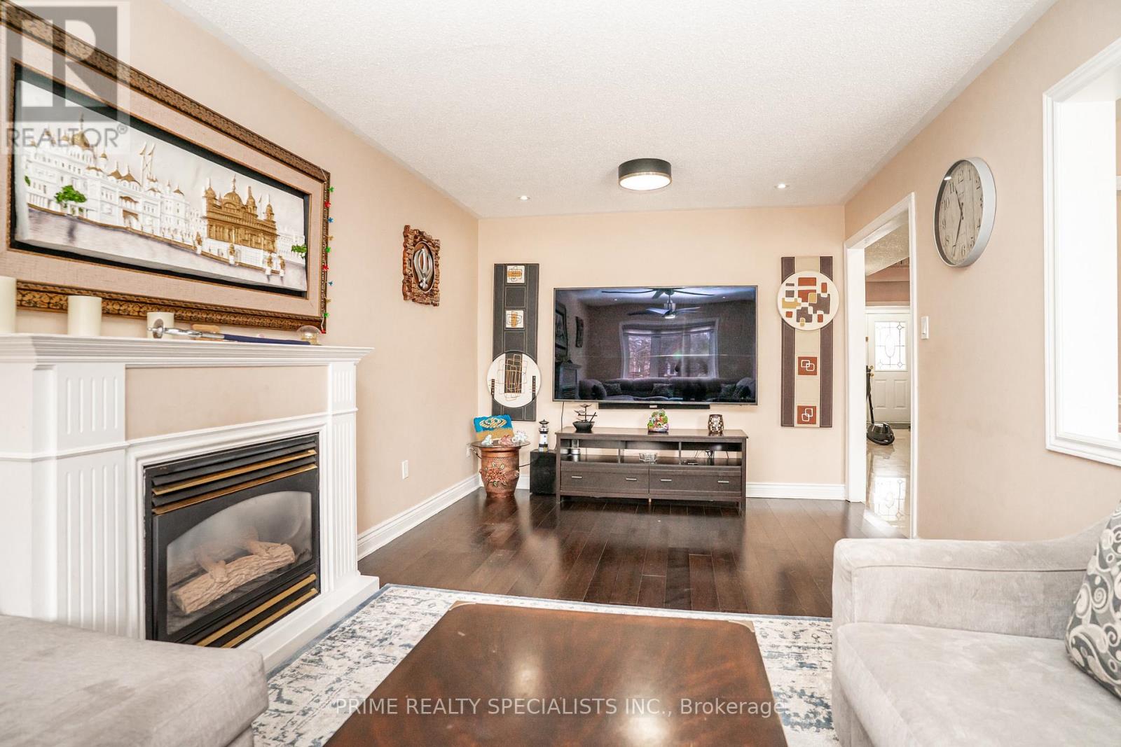 52 Deerglen Drive, Brampton, Ontario  L6R 1M3 - Photo 15 - W13003594