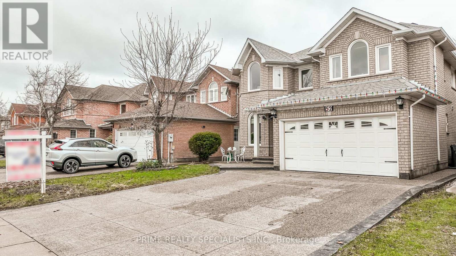 52 Deerglen Drive, Brampton, Ontario  L6R 1M3 - Photo 2 - W13003594