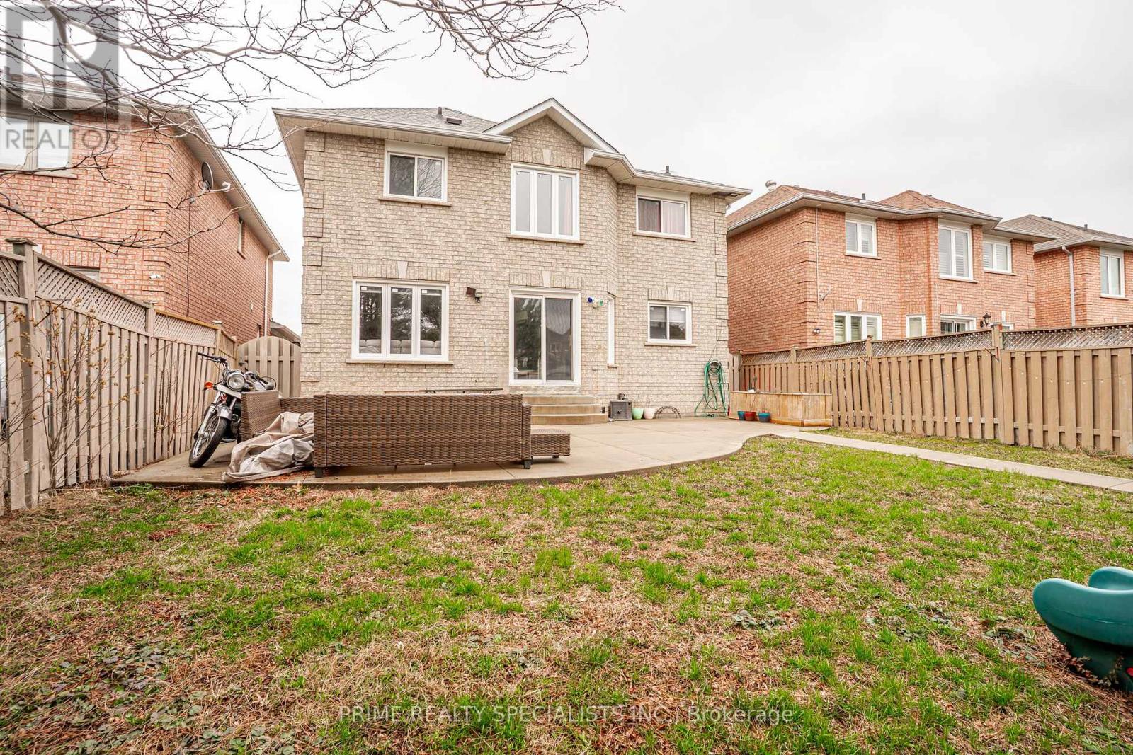 52 Deerglen Drive, Brampton, Ontario  L6R 1M3 - Photo 46 - W13003594
