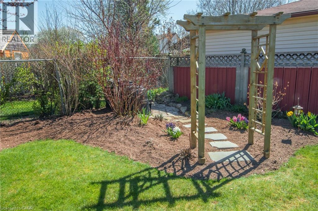 85 Burlington Drive, Kitchener, Ontario  N2B 1T4 - Photo 40 - 40821049