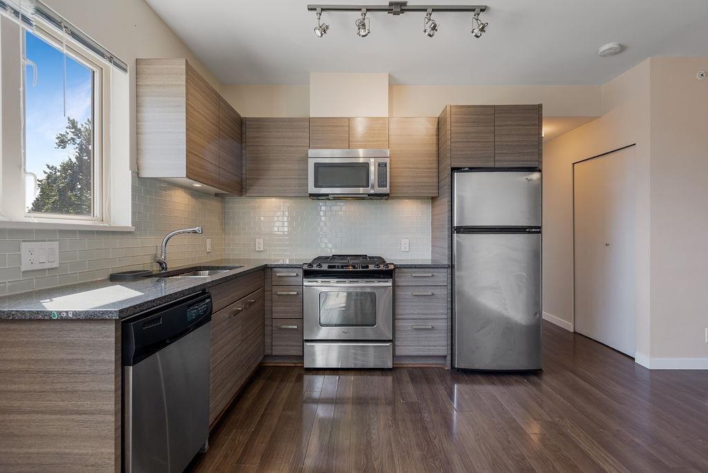 410 13228 Old Yale Road, Surrey, British Columbia  V3T 0K3 - Photo 4 - R3111409