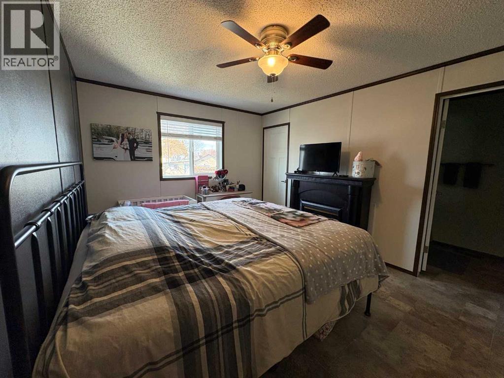 71, 4000 Minto Street, Penhold, Alberta  T0M 1R0 - Photo 13 - A2298878