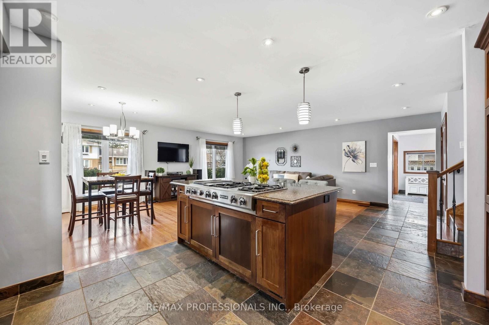 812 Danbury Crescent, Sarnia, Ontario  N7S 4L8 - Photo 14 - X13003432