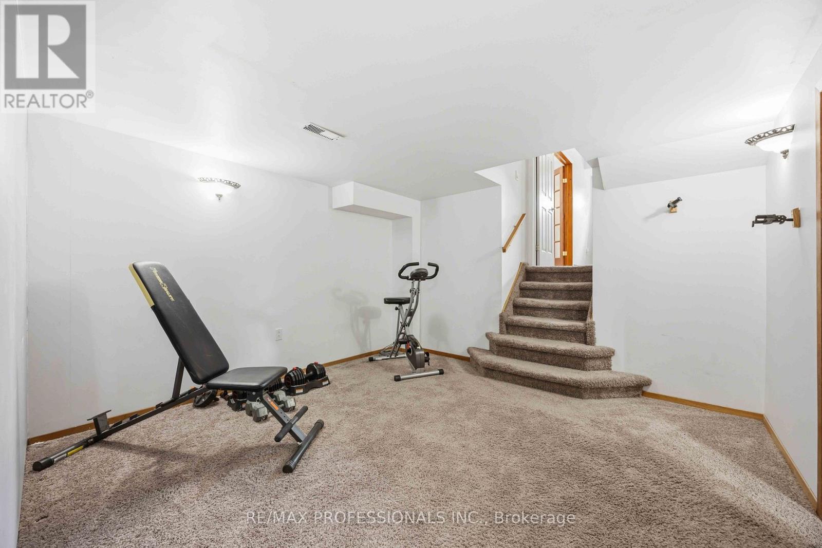 812 Danbury Crescent, Sarnia, Ontario  N7S 4L8 - Photo 35 - X13003432