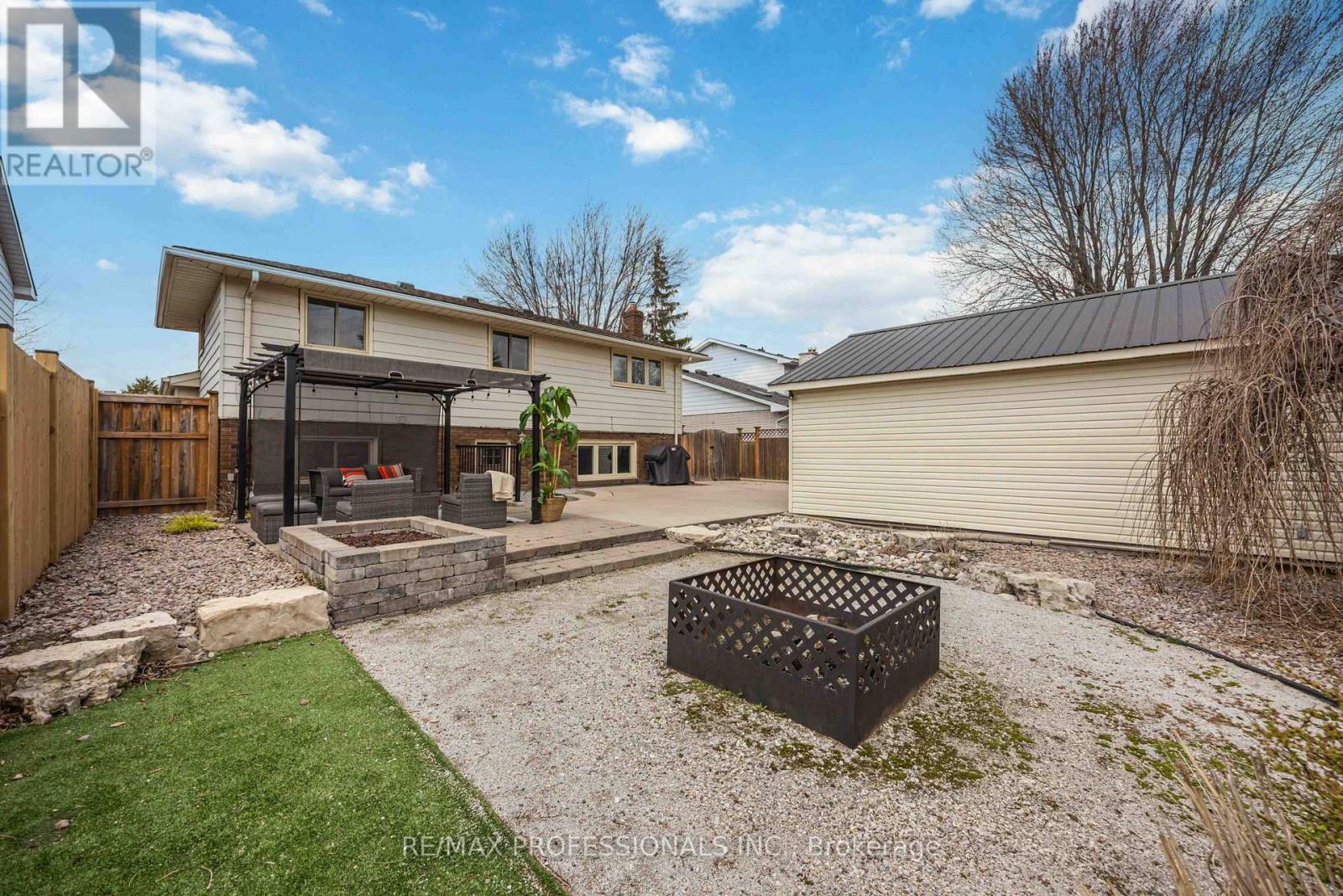 812 Danbury Crescent, Sarnia, Ontario  N7S 4L8 - Photo 45 - X13003432