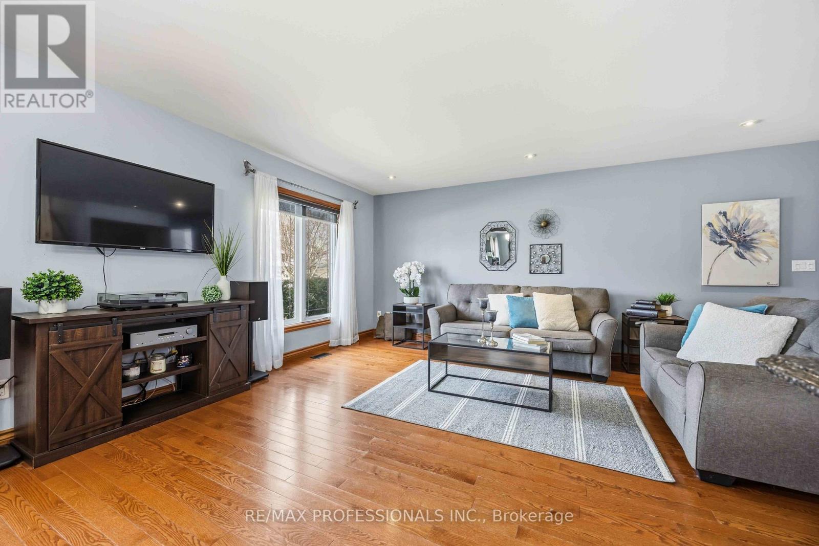 812 Danbury Crescent, Sarnia, Ontario  N7S 4L8 - Photo 6 - X13003432