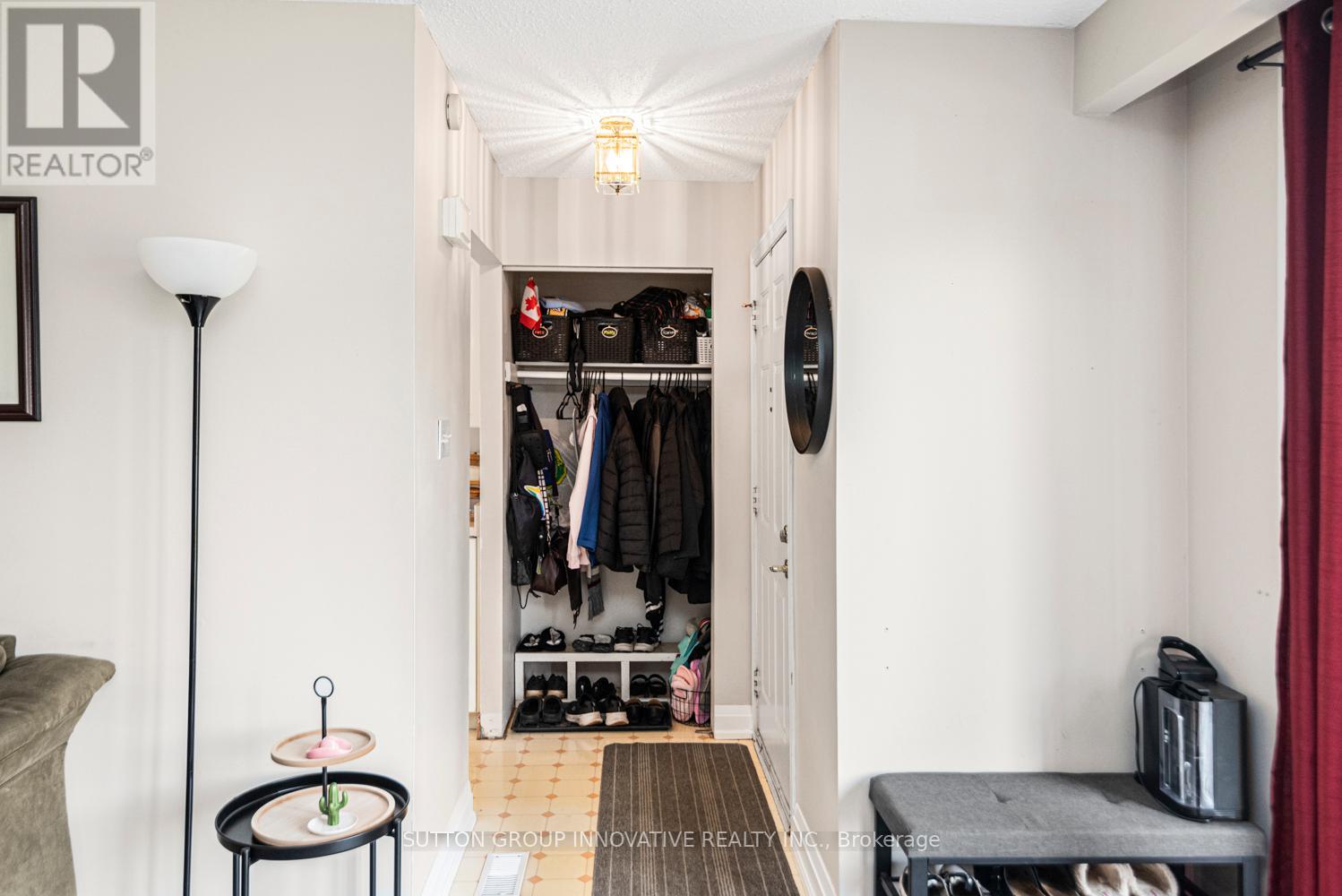 737 Upper Horning Road, Hamilton, Ontario  L9C 7R3 - Photo 4 - X13003466