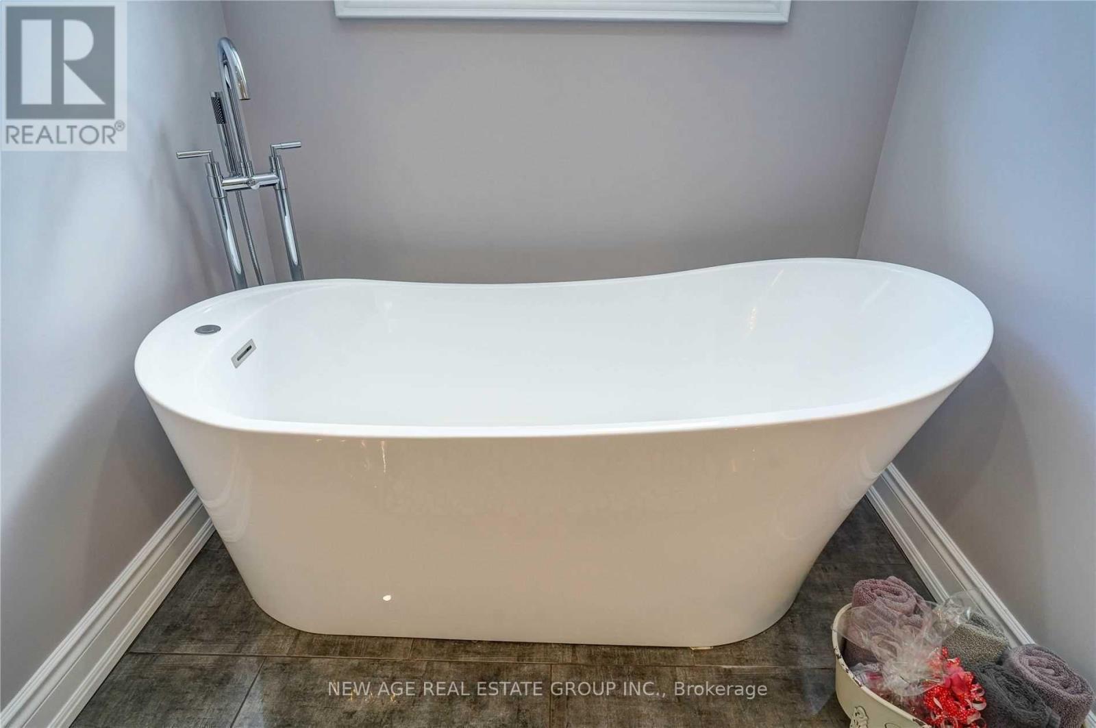 9031 Sideroad 17 Road, Erin, Ontario  N0B 1Z0 - Photo 7 - X13003524