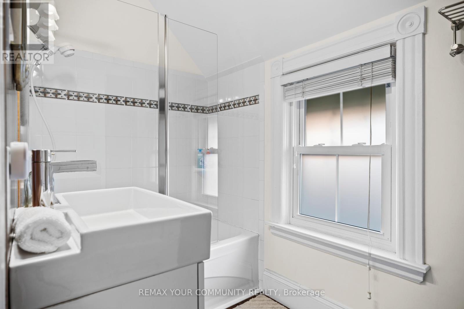 20 Victoria Street, St. Thomas, Ontario  N5R 2E5 - Photo 15 - X13003542