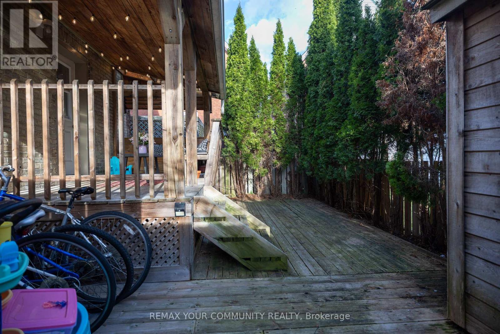 20 Victoria Street, St. Thomas, Ontario  N5R 2E5 - Photo 30 - X13003542