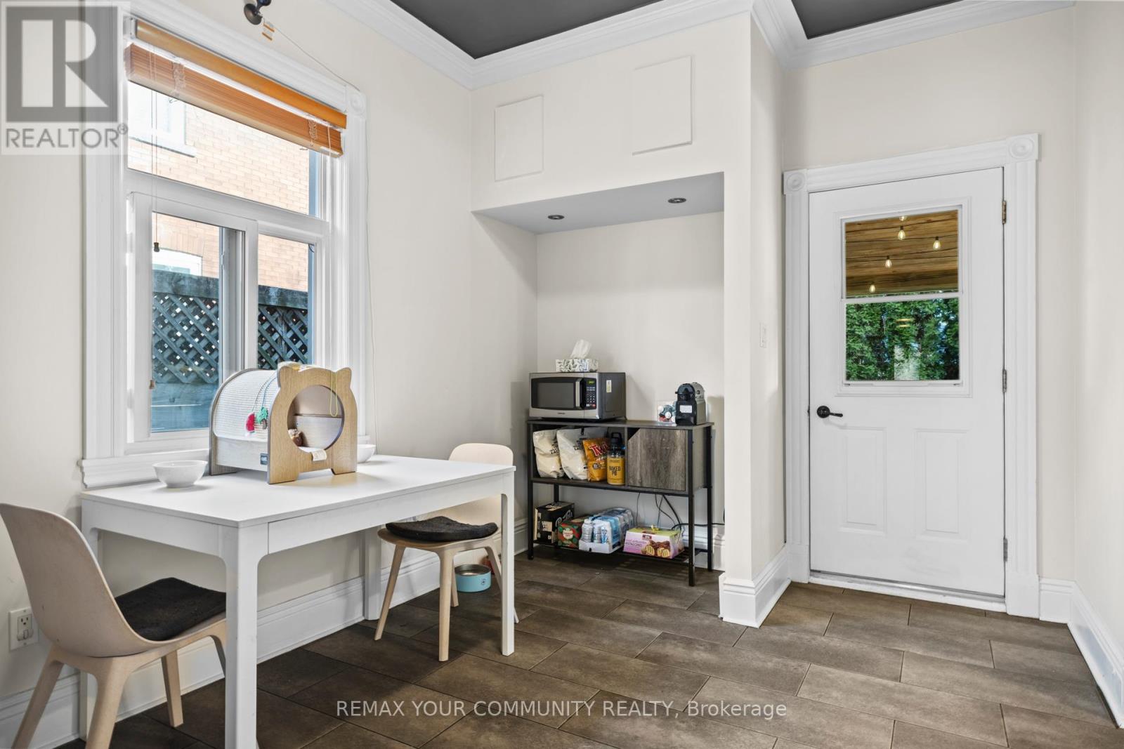 20 Victoria Street, St. Thomas, Ontario  N5R 2E5 - Photo 6 - X13003542