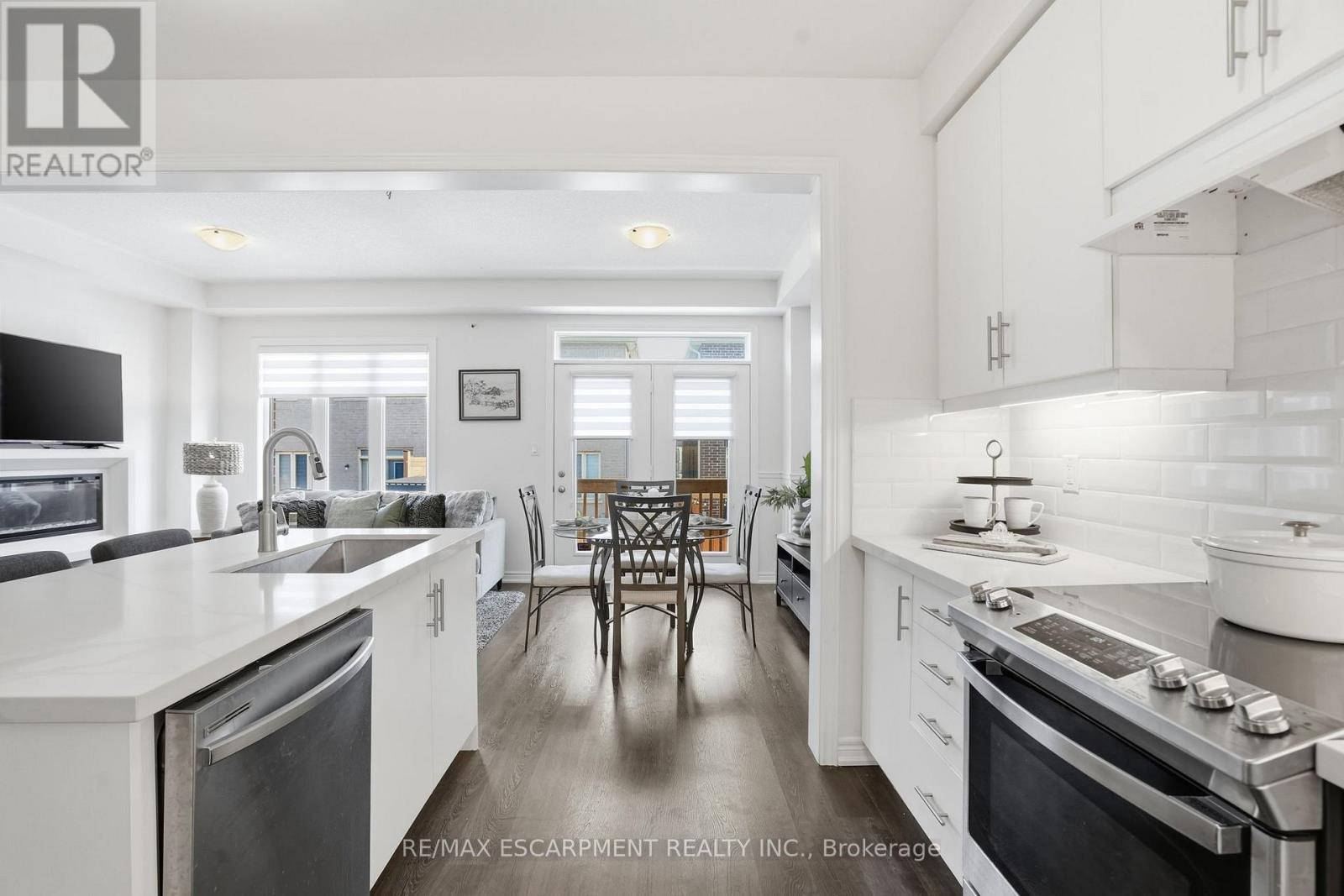 24 Great Falls Boulevard, Hamilton, Ontario  L8B 1X8 - Photo 13 - X13003544