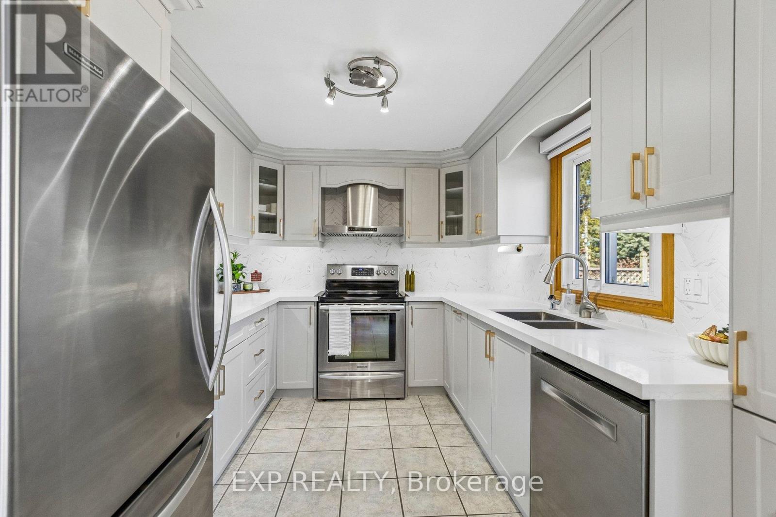 370 Stephanie Drive, Guelph, Ontario  N1K 1R2 - Photo 9 - X13003570