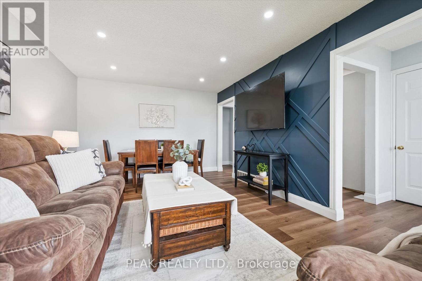 B - 235 Cedarbrae Avenue, Waterloo, Ontario  N2L 4S8 - Photo 10 - X13003578