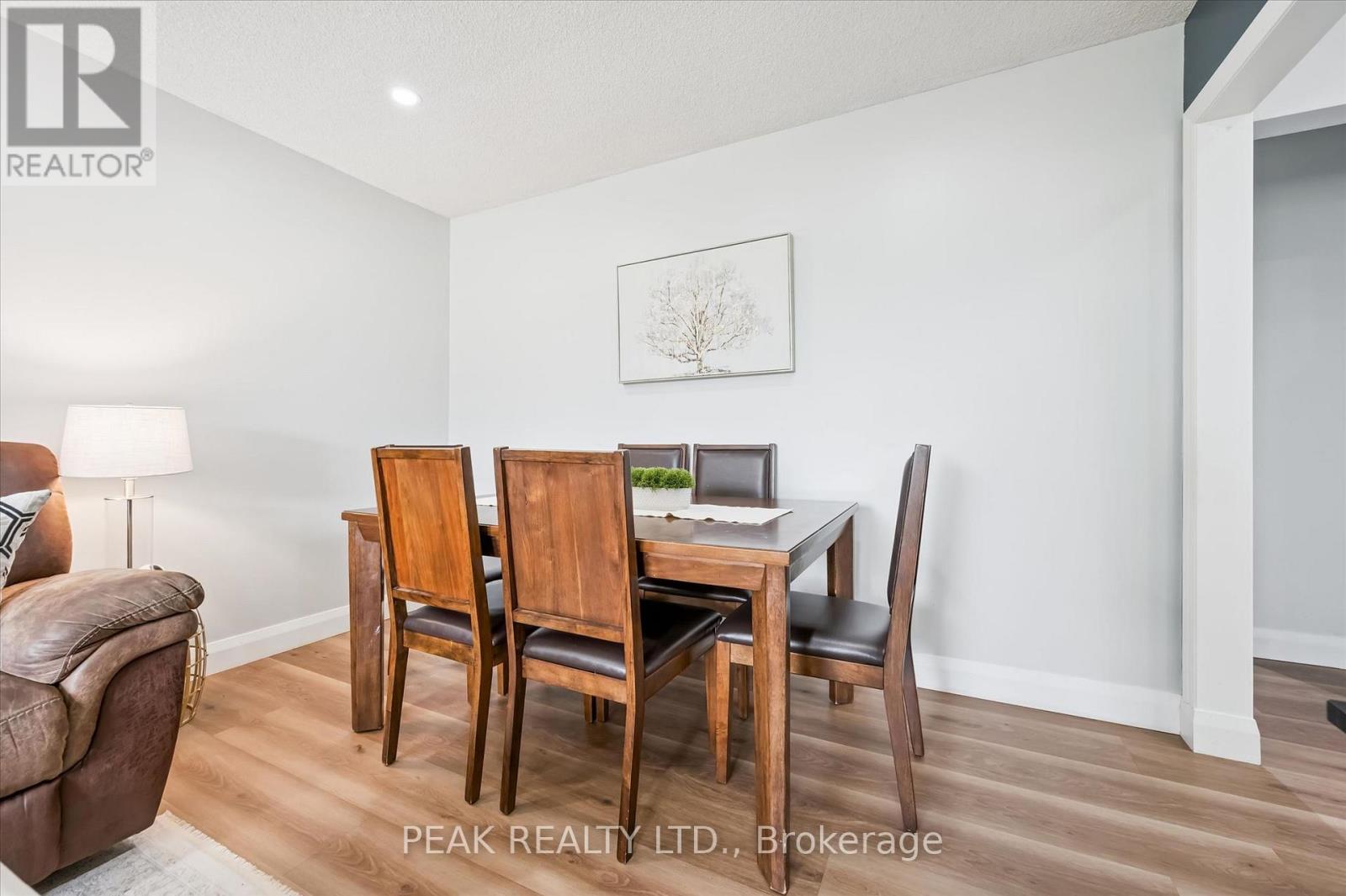 B - 235 Cedarbrae Avenue, Waterloo, Ontario  N2L 4S8 - Photo 11 - X13003578