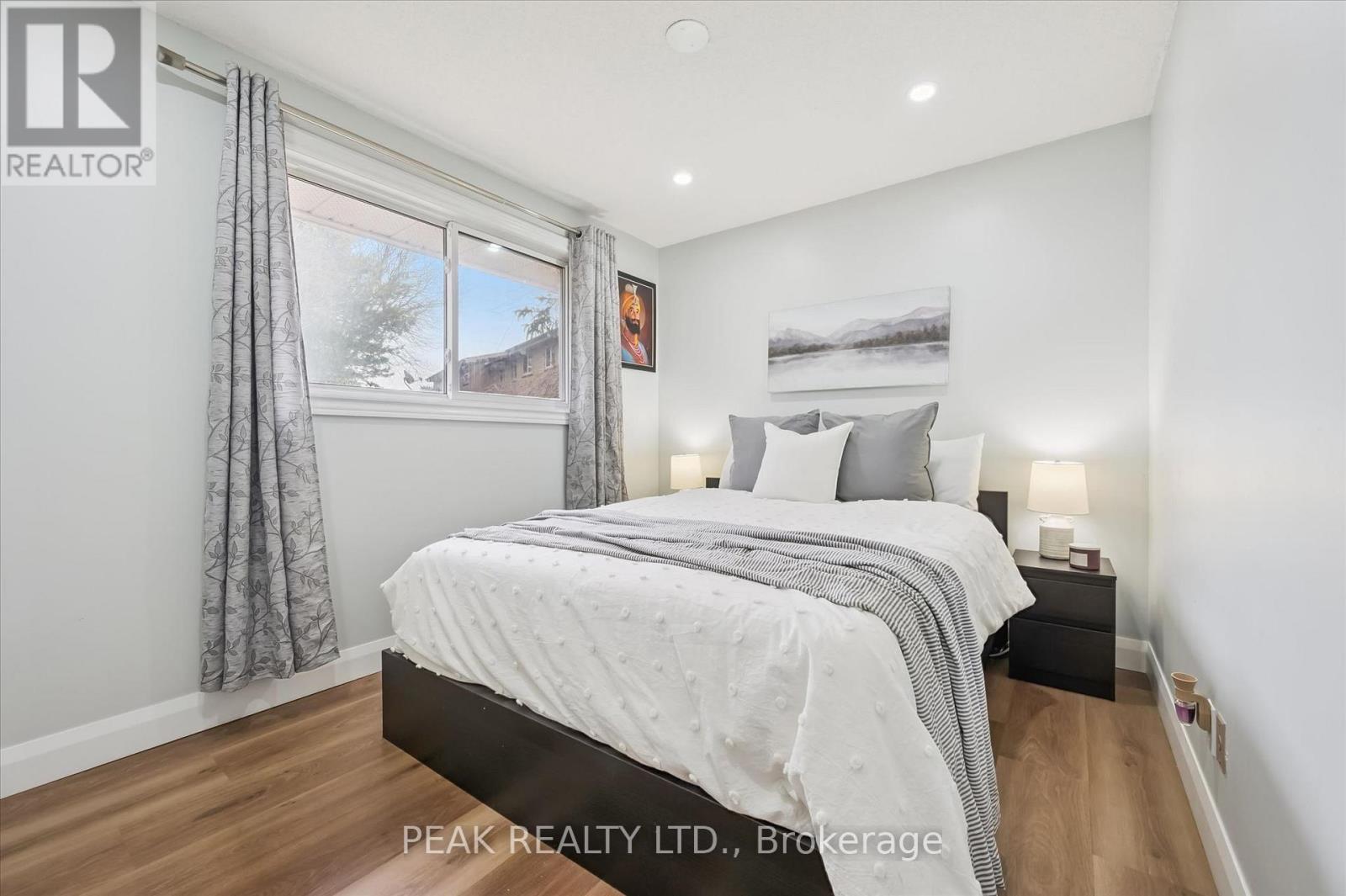 B - 235 Cedarbrae Avenue, Waterloo, Ontario  N2L 4S8 - Photo 22 - X13003578