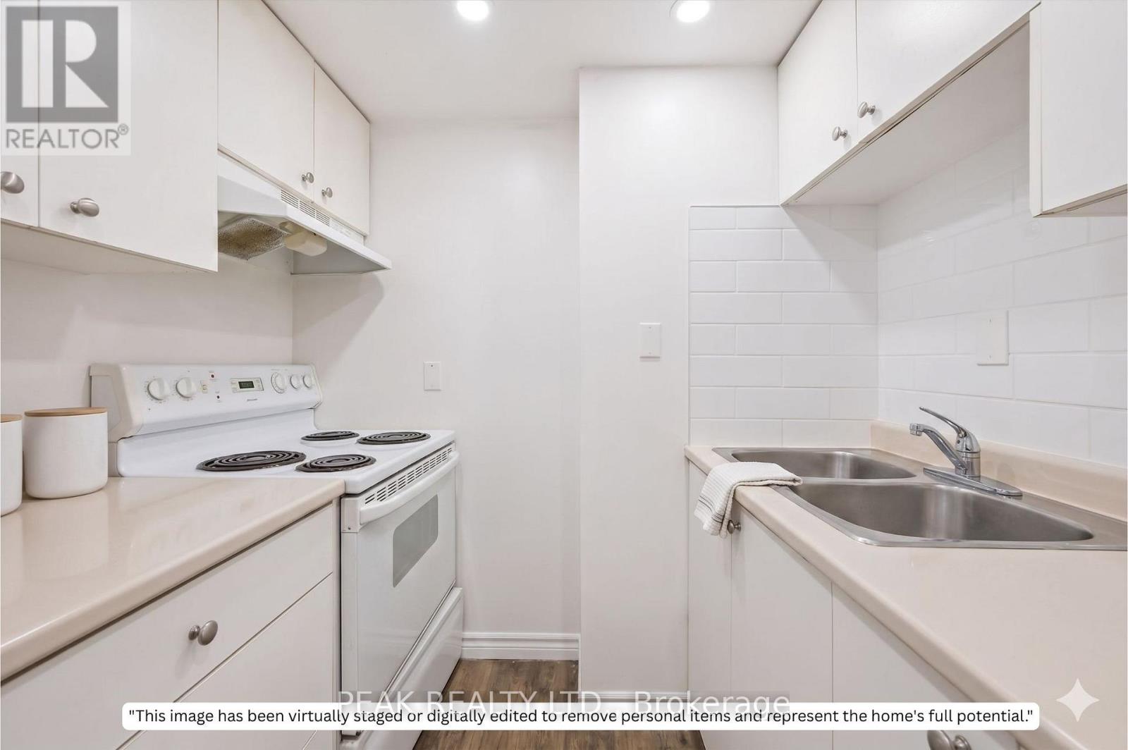 B - 235 Cedarbrae Avenue, Waterloo, Ontario  N2L 4S8 - Photo 29 - X13003578