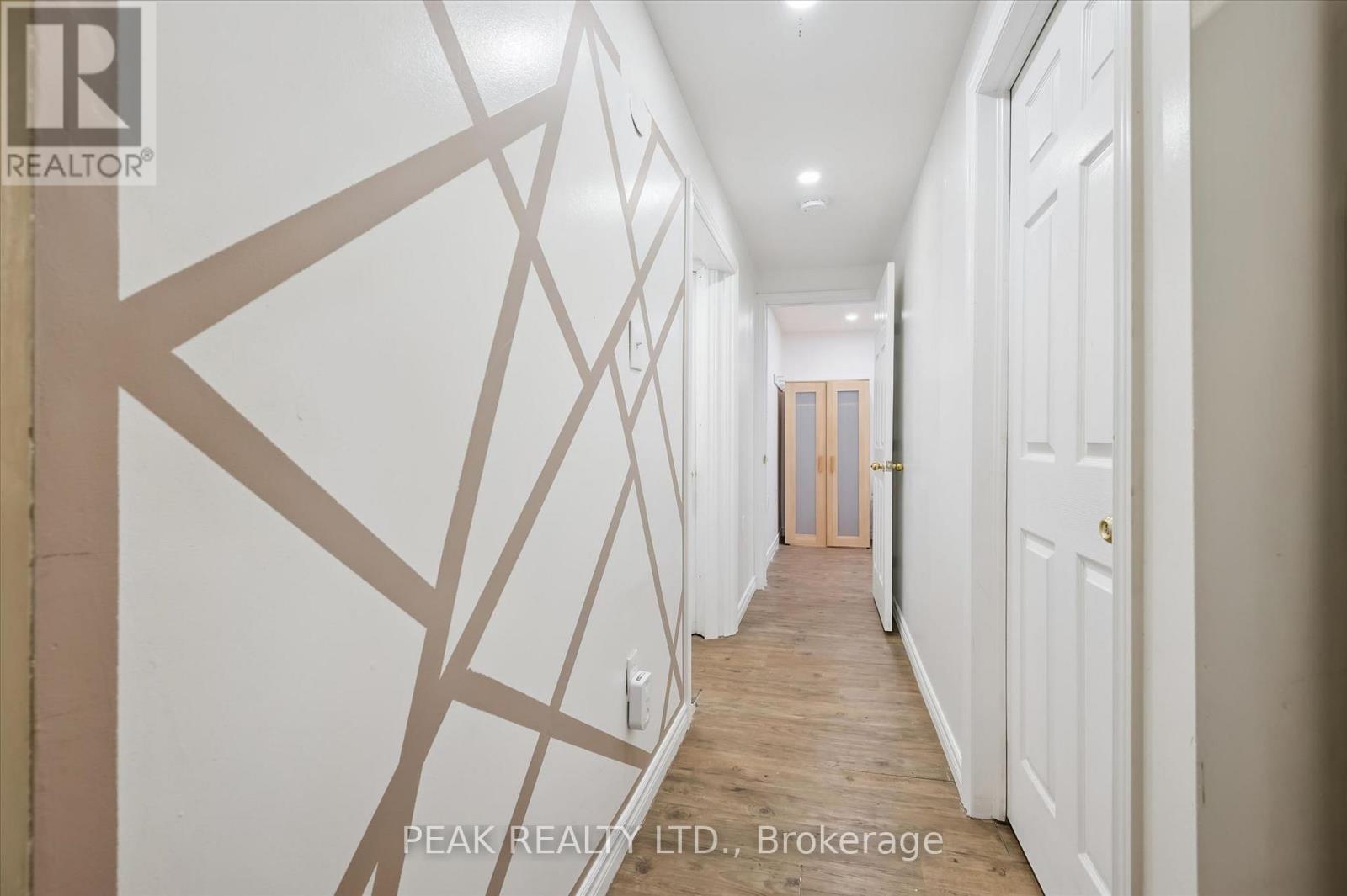 B - 235 Cedarbrae Avenue, Waterloo, Ontario  N2L 4S8 - Photo 30 - X13003578