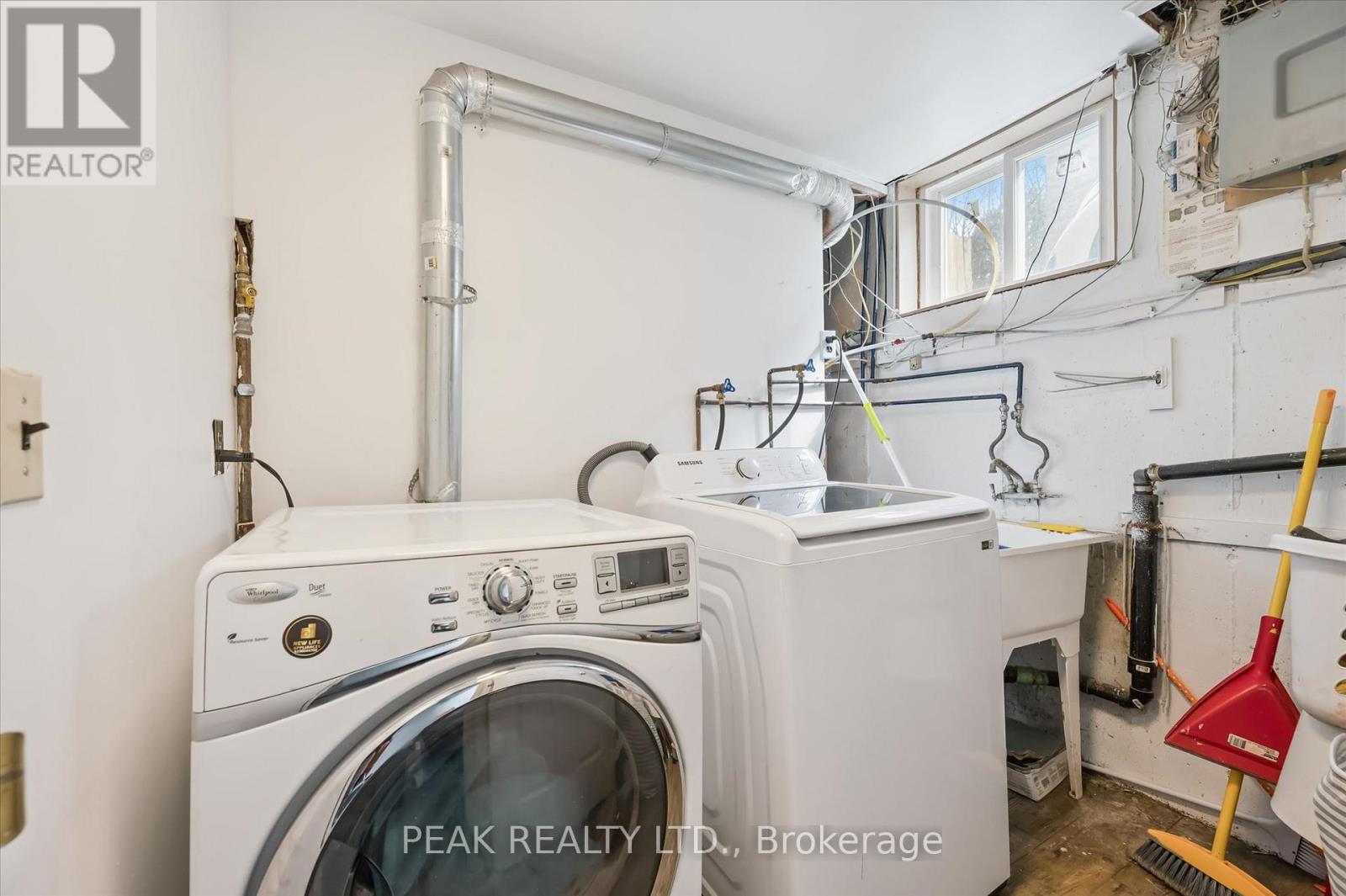 B - 235 Cedarbrae Avenue, Waterloo, Ontario  N2L 4S8 - Photo 34 - X13003578