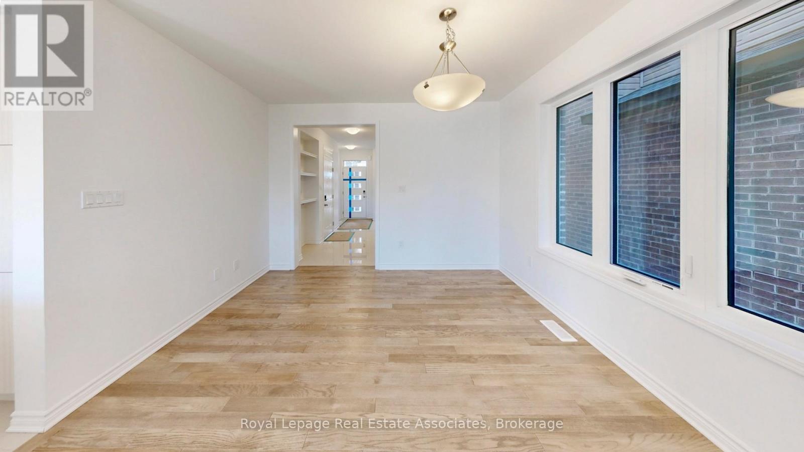 1531 Whitlock Avenue, Milton, Ontario  L9E 2J7 - Photo 12 - W13003348